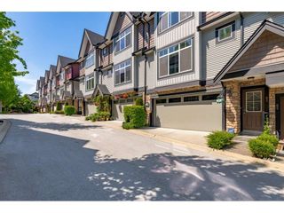 Photo 2: 63 6299 144 Street in Surrey: Sullivan Station Townhouse for sale in "Altura" : MLS®# R2482013