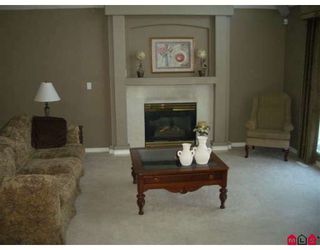 Photo 5: 7363 146A Street in Surrey: East Newton House for sale in "CHIMNEY HEIGHTS" : MLS®# F2828506