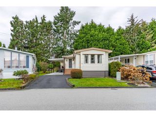 Photo 3: 63 15875 20 Avenue in Surrey: King George Corridor Manufactured Home for sale in "Sea Ridge Bays" (South Surrey White Rock)  : MLS®# R2527305