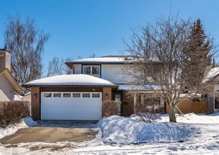 Photo 1: 71 Woodmont Crescent SW in Calgary: Woodbine Detached for sale : MLS®# A2035806