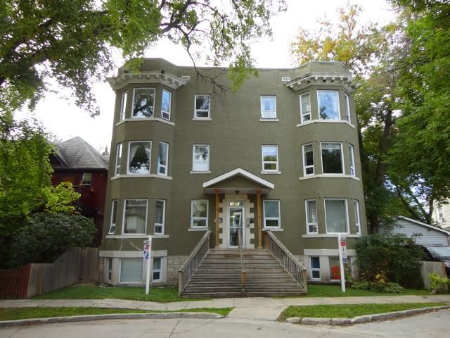 Main Photo: 3 52 Fawcett Avenue in Winnipeg: Wolseley Condominium for sale (5B)  : MLS®# 202224288