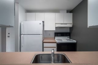 Photo 8: 708 811 HELMCKEN Street in Vancouver: Downtown VW Condo for sale in "IMPERIAL TOWER" (Vancouver West)  : MLS®# R2011979