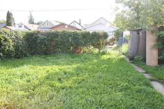 Photo 12: 245 Inglewood Street in Winnipeg: St James Residential for sale (5E)  : MLS®# 202222391