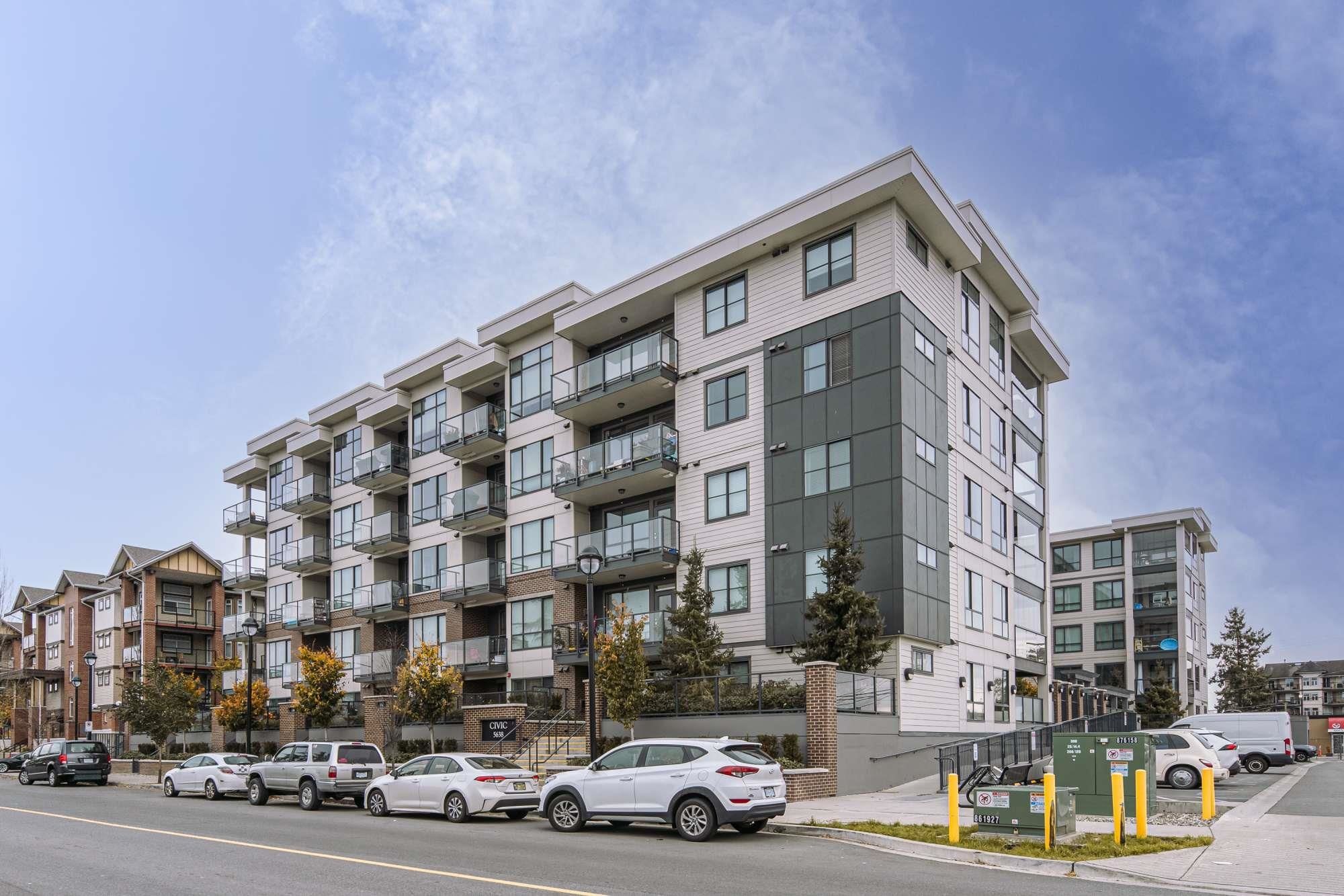Main Photo: 204 5638 201A Street in Langley: Langley City Condo for sale in "THE CIVIC" : MLS®# R2630434