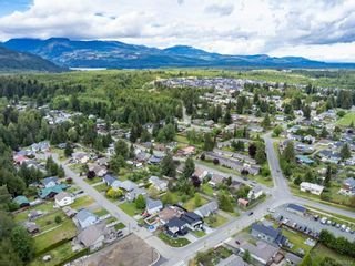 Photo 42: 3239 Sutton Ave in Cumberland: CV Cumberland House for sale (Comox Valley)  : MLS®# 907614