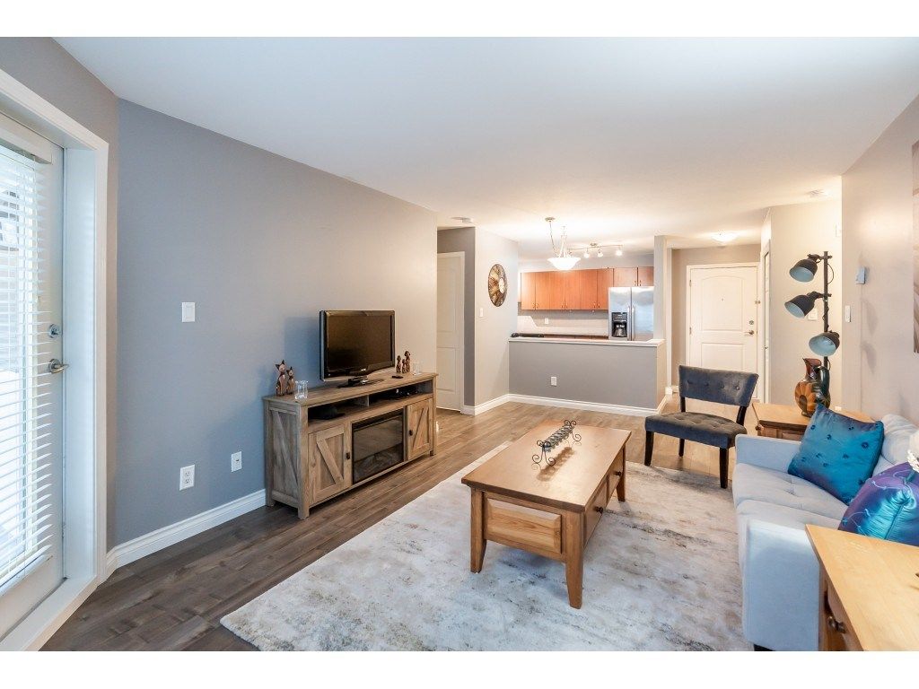 Photo 10: Photos: 105 3063 IMMEL Street in Abbotsford: Central Abbotsford Condo for sale in "Clayburn Village" : MLS®# R2524410