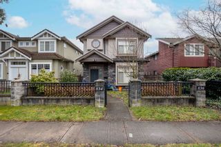 Photo 2: 834 W 69TH Avenue in Vancouver: Marpole 1/2 Duplex for sale (Vancouver West)  : MLS®# R2859651