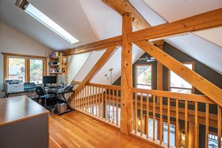 Photo 31: 9295 SHUTTY BENCH ROAD in Kaslo: House for sale : MLS®# 2470846