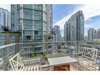 Photo 8: # 801 565 SMITHE ST in Vancouver: Downtown VW Condo for sale (Vancouver West)  : MLS®# V1076354