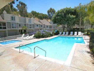 Photo 7: CLAIREMONT Townhouse for sale : 2 bedrooms : 3790 Balboa #E in San Diego