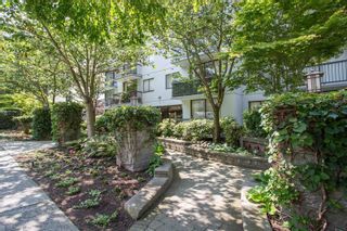 Photo 15: 301 1146 HARWOOD Street in Vancouver: West End VW Condo for sale in "The Lampligher" (Vancouver West)  : MLS®# R2447032