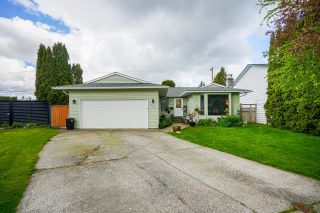 Photo 2: 5135 208A Street in Langley: Langley City House for sale : MLS®# R2698186