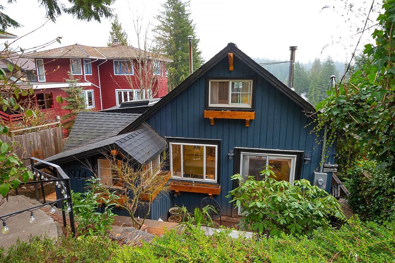 Main Photo: 1974 CLIFFWOOD Road in North Vancouver: Deep Cove House for sale : MLS®# R2669671