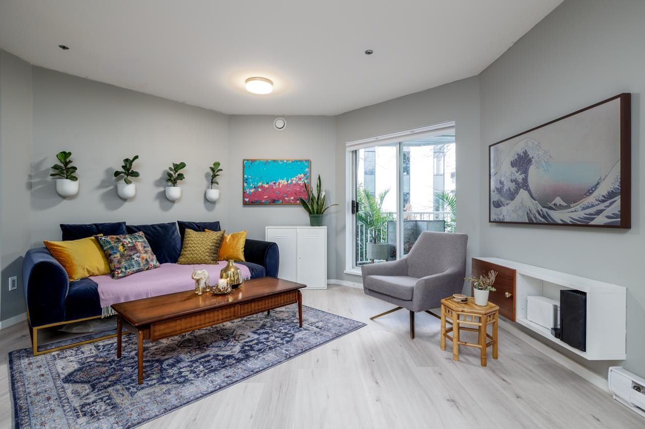 Main Photo: 204 2023 FRANKLIN STREET in Vancouver: Hastings Condo  (Vancouver East)  : MLS®# R2742221