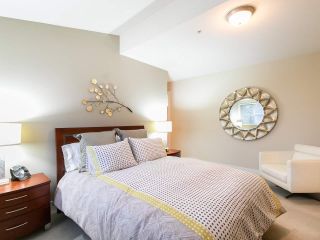 Photo 15: 304 3088 W 41ST Avenue in Vancouver: Kerrisdale Condo for sale in "LANESBOROUGH" (Vancouver West)  : MLS®# R2323364