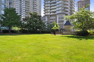 Photo 21: 802 55 TENTH Street in New Westminster: Downtown NW Condo for sale in "WESTMINSTER TOWERS" : MLS®# R2309688