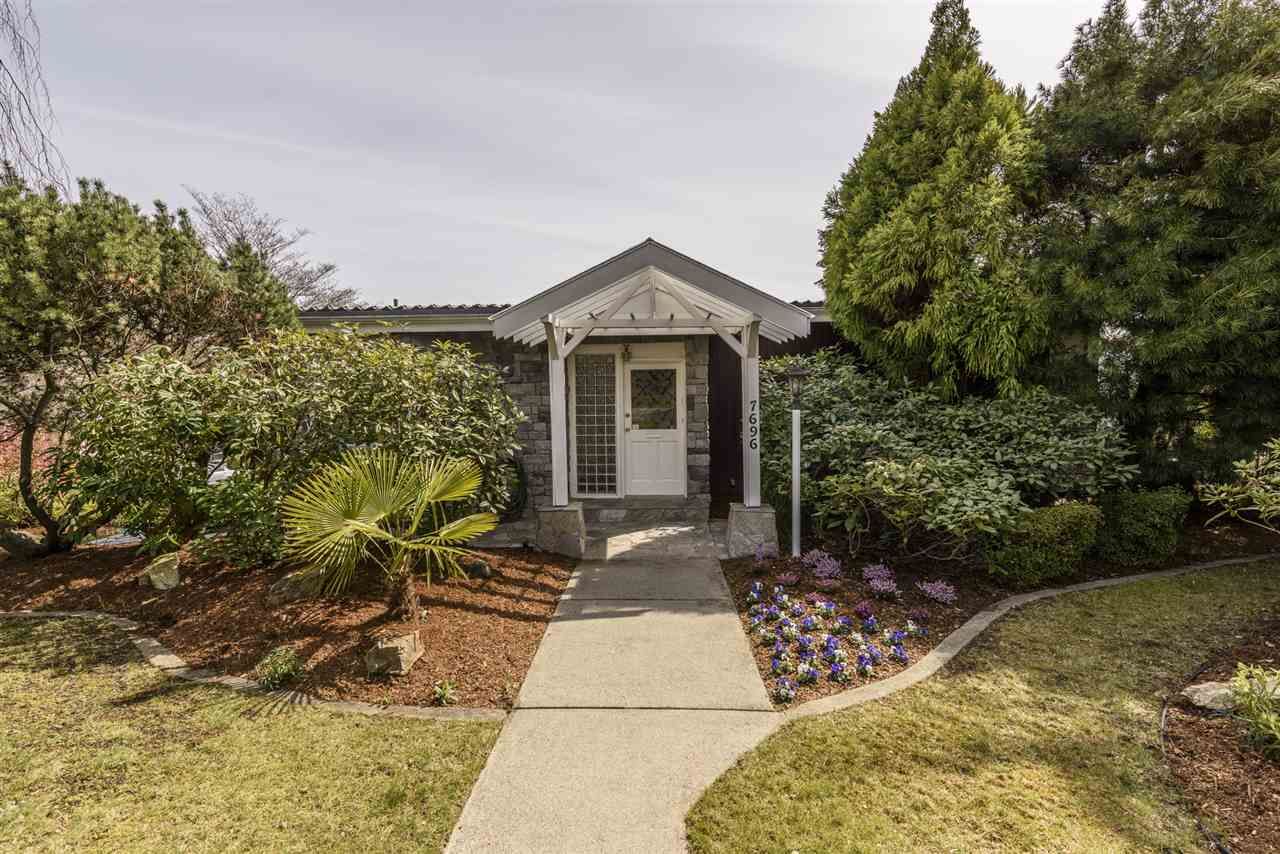 Main Photo: 7696 ELLIOTT STREET in Vancouver: Fraserview VE House for sale (Vancouver East)  : MLS®# R2457044