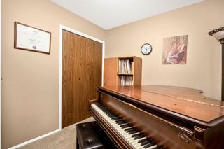 Photo 16: 224 Bernard Mews NW in Calgary: Beddington Heights Detached for sale : MLS®# A2004484