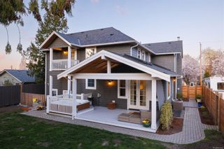 Photo 3: 816 Condor Ave in Esquimalt: Es Rockheights House for sale : MLS®# 927502