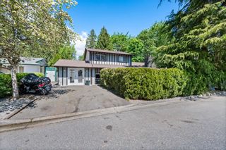 Photo 2: 31829 THRUSH Avenue in Mission: Mission BC House for sale : MLS®# R2881251