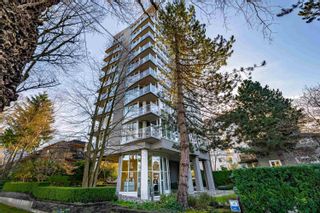 Photo 1: 1001 1686 W 13TH Avenue in Vancouver: Fairview VW Condo for sale in "DORCHESTER PINES" (Vancouver West)  : MLS®# R2879913