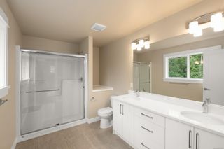 Photo 10: 913 Blakeon Pl in Langford: La Olympic View House for sale : MLS®# 890296