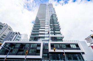 Main Photo:  in New Westminster: Downtown NW Condo for sale in "Ovation" : MLS®# R2879669