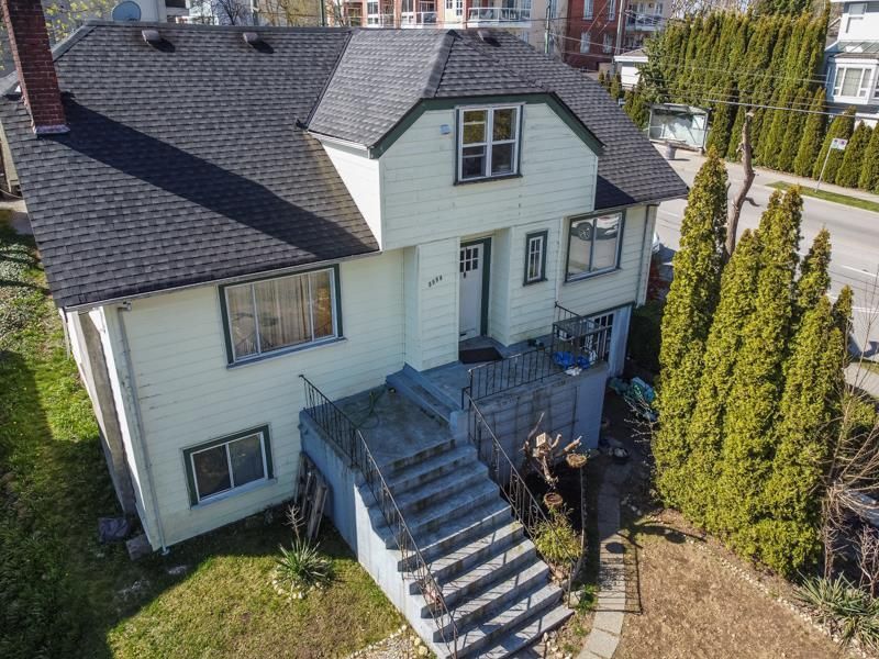FEATURED LISTING: 3594 KING EDWARD Avenue West Vancouver