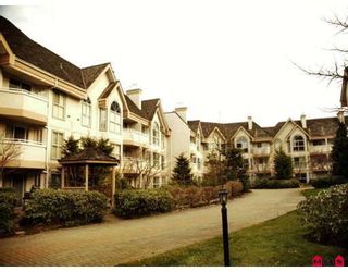 Main Photo: 306 7151 121ST Street in Surrey: West Newton Condo for sale in "Highlands" : MLS®# F2806070