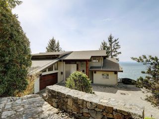 Photo 3: 2588 Seaside Dr in Sooke: Sk French Beach House for sale : MLS®# 917112