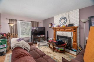 Photo 2: 1275 BLUFF Drive in Coquitlam: River Springs House for sale in "RIVER SPRINGS" : MLS®# R2751570