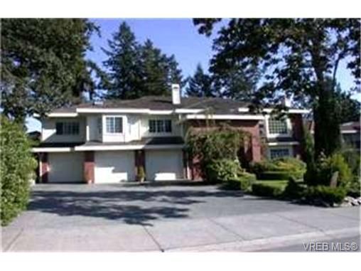 Main Photo:  in VICTORIA: SE Broadmead House for sale (Saanich East)  : MLS®# 382833