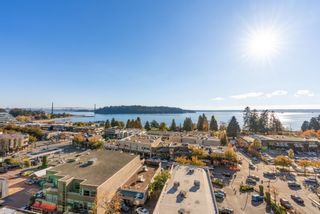 Main Photo: 901 588 16TH Street in West Vancouver: Ambleside Condo for sale in "The Tides" : MLS®# R2756283