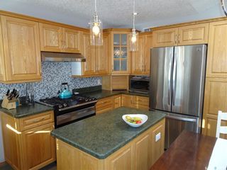 Photo 4: 703 Willow Avenue in Saskatchewan Beach: Residential for sale : MLS®# SK714686