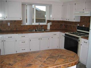 Photo 4: CLAIREMONT House for sale : 3 bedrooms : 3277 Mohican in San Diego