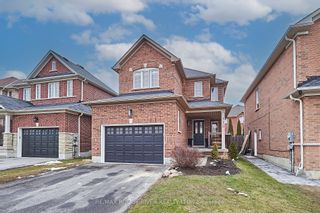 Photo 1: 110 Glen Eagles Drive in Clarington: Courtice House (2-Storey) for sale : MLS®# E8036236