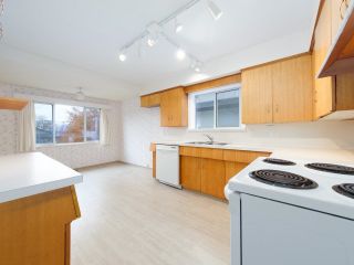 Photo 9: 134 W 40TH Avenue in Vancouver: Cambie House for sale in "QUEEN ELIZABETH PARK/CAMBIE" (Vancouver West)  : MLS®# R2832960