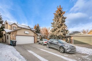 Photo 1: 96 Sandstone Way NW in Calgary: Sandstone Valley Detached for sale : MLS®# A2013686