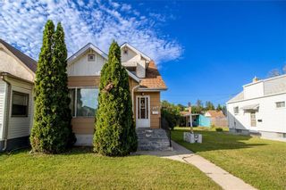 Photo 3: 788 Mountain Avenue in Winnipeg: Sinclair Park Residential for sale (4C)  : MLS®# 202219500