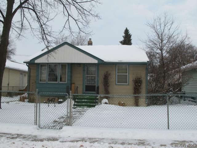 Main Photo:  in WINNIPEG: East Kildonan Residential for sale (North East Winnipeg)  : MLS®# 1325656