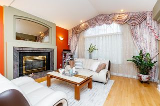 Photo 7: 2329 FRASERVIEW Drive in Vancouver: Fraserview VE House for sale (Vancouver East)  : MLS®# R2747767
