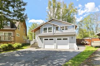 Main Photo: 19919 51 Avenue in Langley: Langley City House for sale in "Eagle Heights" : MLS®# R2874104
