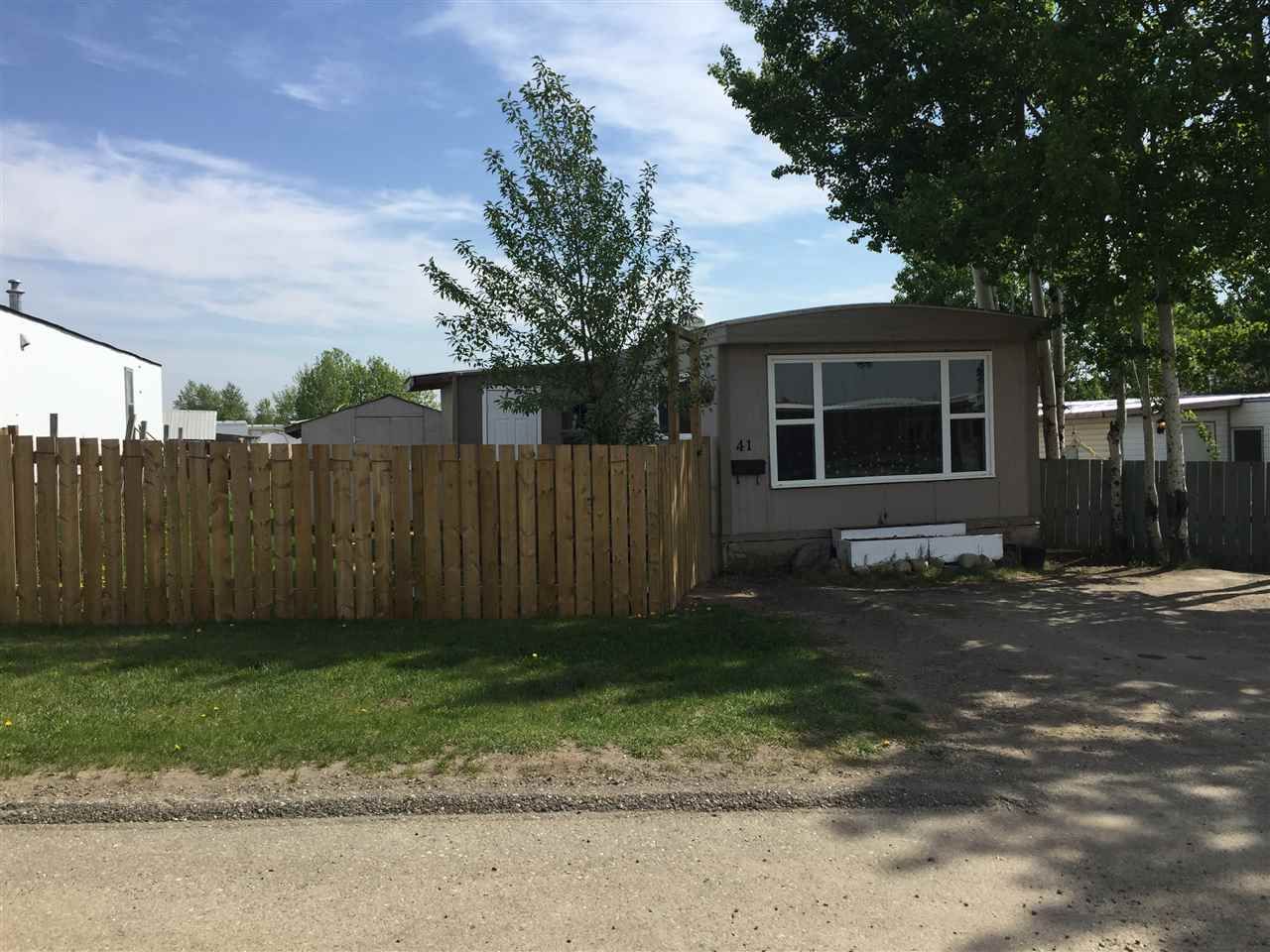 Main Photo: 41 8420 ALASKA Road in Fort St. John: Fort St. John - City SE Manufactured Home for sale in "PEACE COUNTRY MOBILE HOME PARK" (Fort St. John (Zone 60))  : MLS®# R2069792