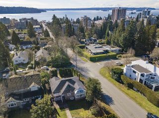 Photo 26: 1395 GORDON Avenue in West Vancouver: Ambleside House for sale : MLS®# R2655480