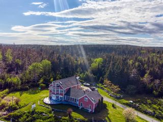 Photo 1: 25245 Highway 7 in Port Dufferin: 35-Halifax County East Residential for sale (Halifax-Dartmouth)  : MLS®# 202212772