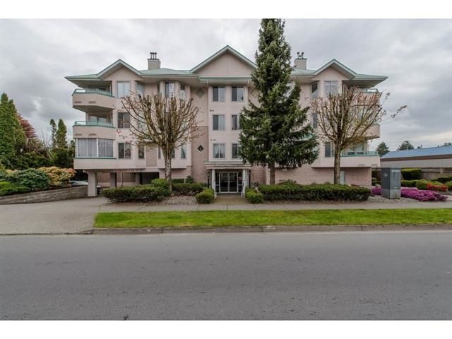 Main Photo: 102 46000 FIRST Avenue in Chilliwack: Chilliwack Downtown Condo for sale : MLS®# R2751063
