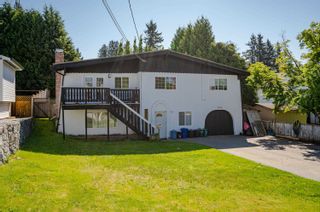 Photo 2: 8026 CLEGG Street in Mission: Mission BC House for sale : MLS®# R2778523