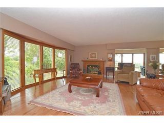 Photo 3: 783 Matheson Avenue in VICTORIA: Es Esquimalt Residential for sale (Esquimalt)  : MLS®# 337958