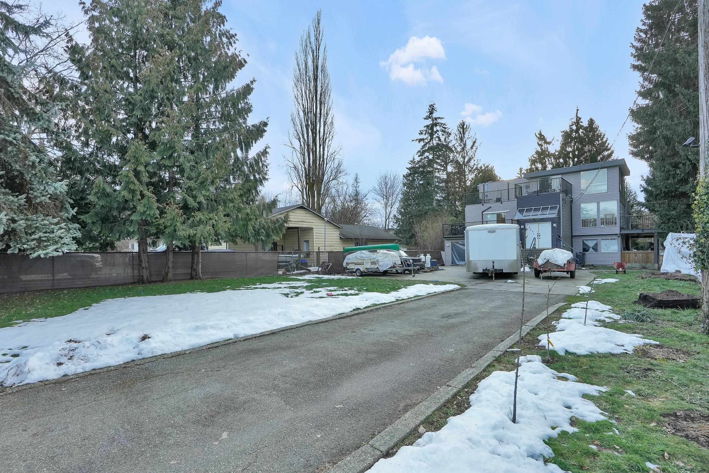Main Photo: 12261 228 Street in Maple Ridge: East Central House for sale : MLS®# R2758674