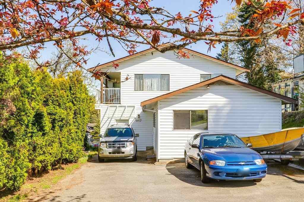 Main Photo: 1957 PETERSON Avenue in Coquitlam: Cape Horn House for sale : MLS®# R2341824